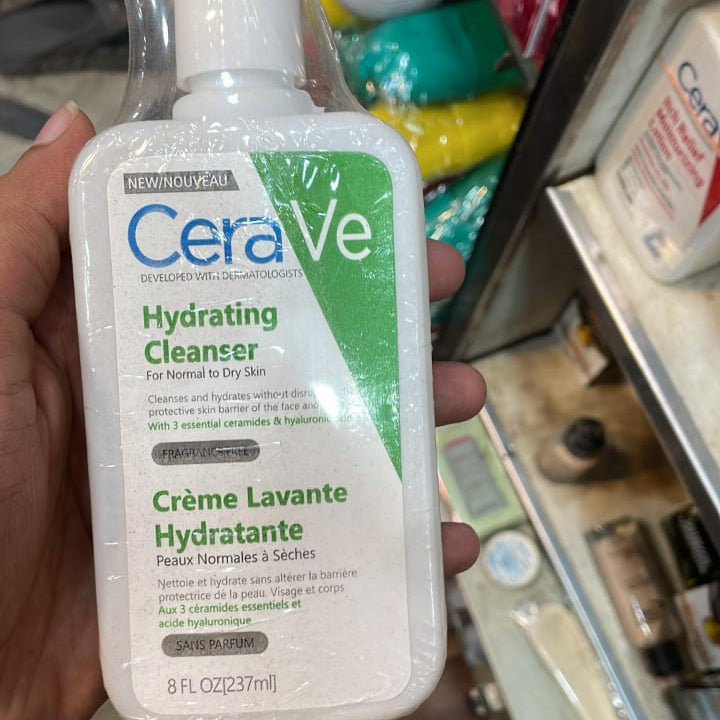 CeraVe Hydrating Cleanser – 236ml