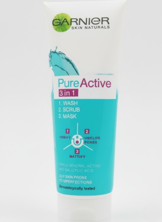Garnier Pure Active 3-in-1 Face Wash Scrub Mask