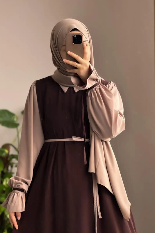 Collar Belted Abaya with Stroller