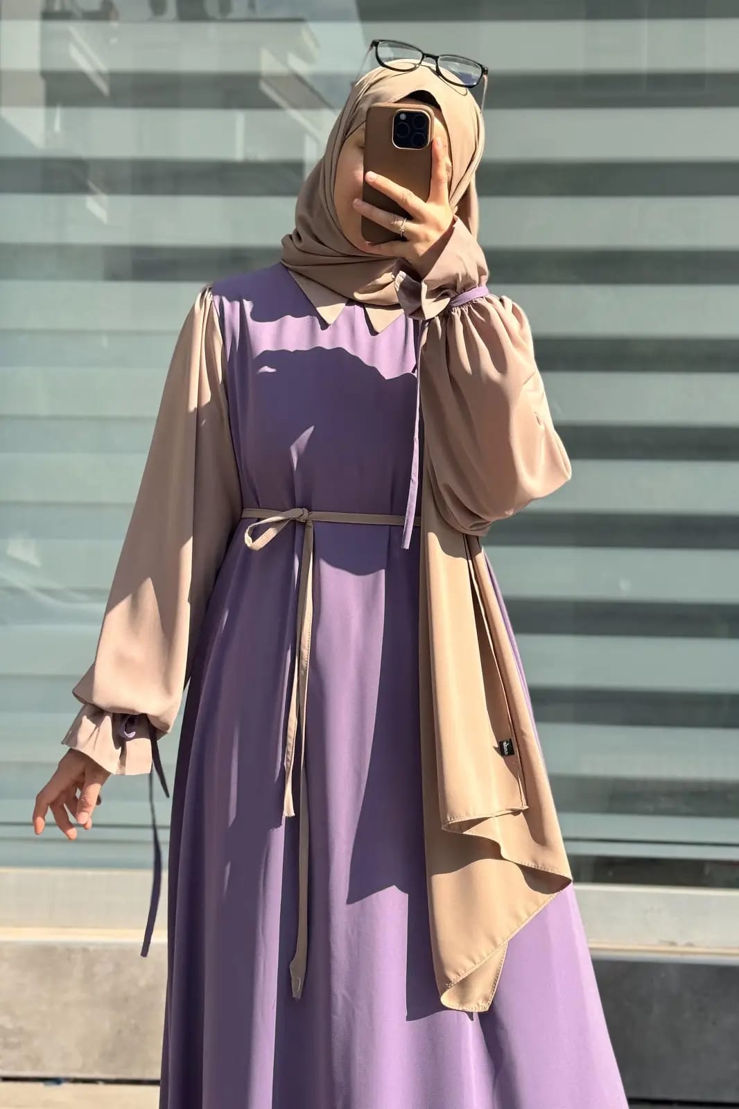 Collar Belted Abaya with Stroller