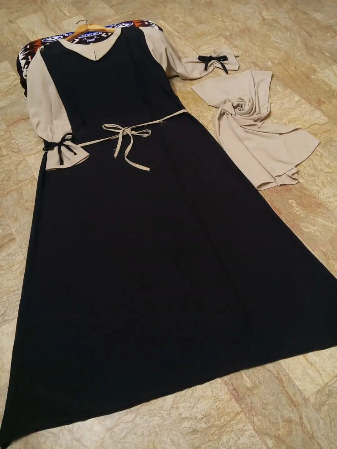 Collar Belted Abaya with Stroller