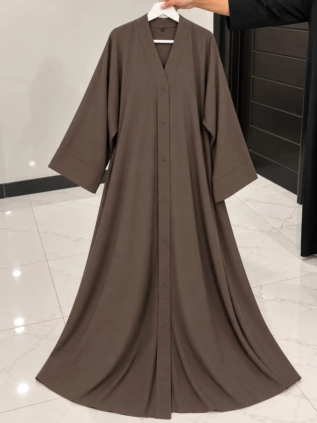 Nida Plain Classic Abaya